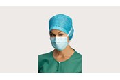 clinician wearing BARRIER surgical mask